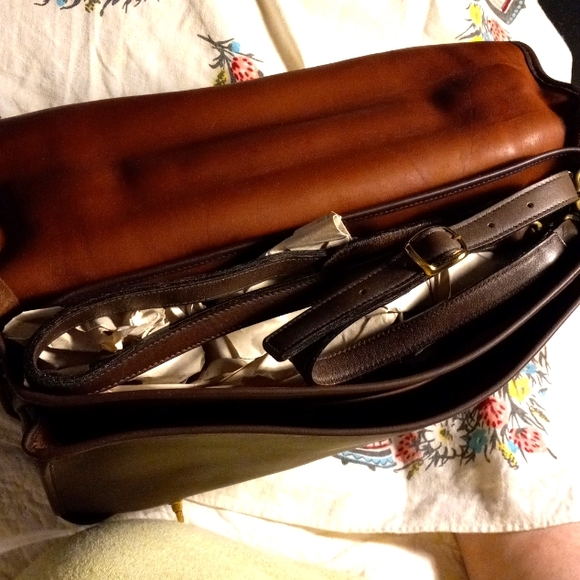Kani Leather Trio Compartment Briefcase - Picture 7 of 10